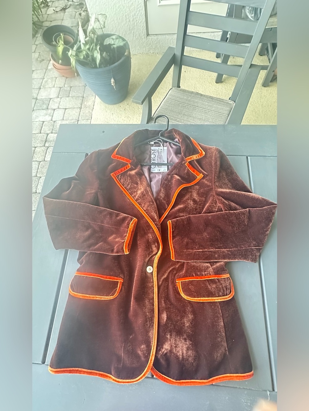 Oyrosy blazer Velvet  with Orange Piping Size S